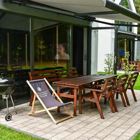 Apartman Lesne Historie *